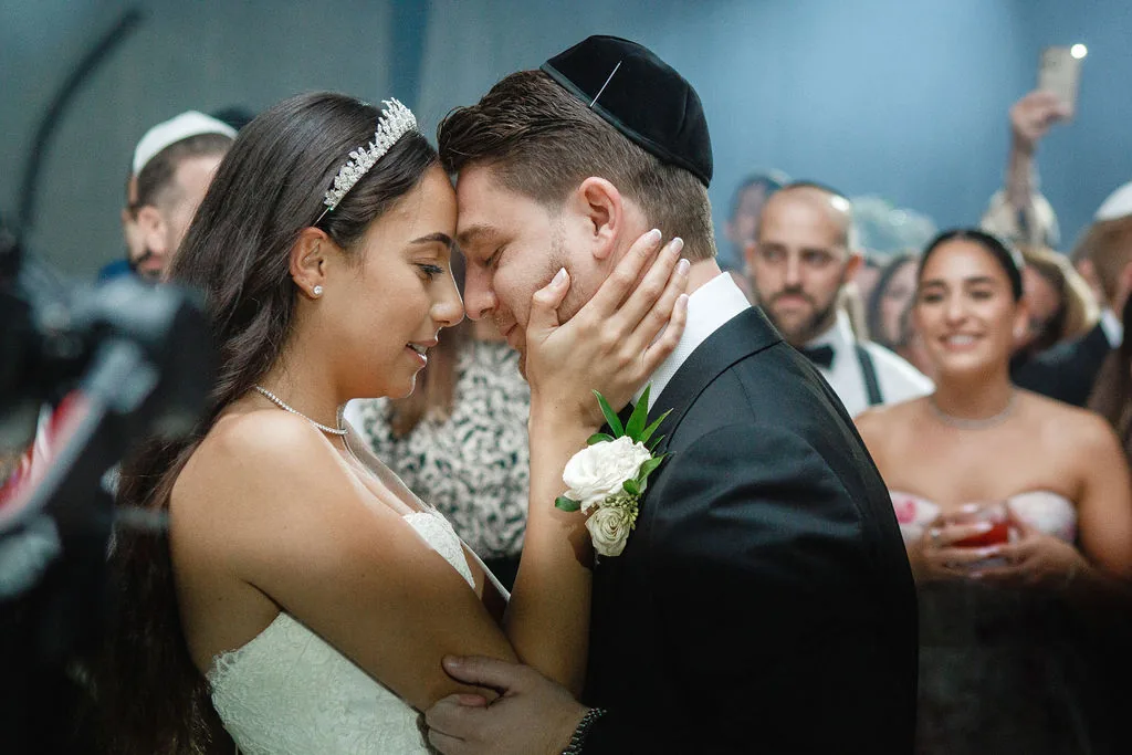 Danna & Abe wedding in Miami, FL, photo 10 by Precious Pics