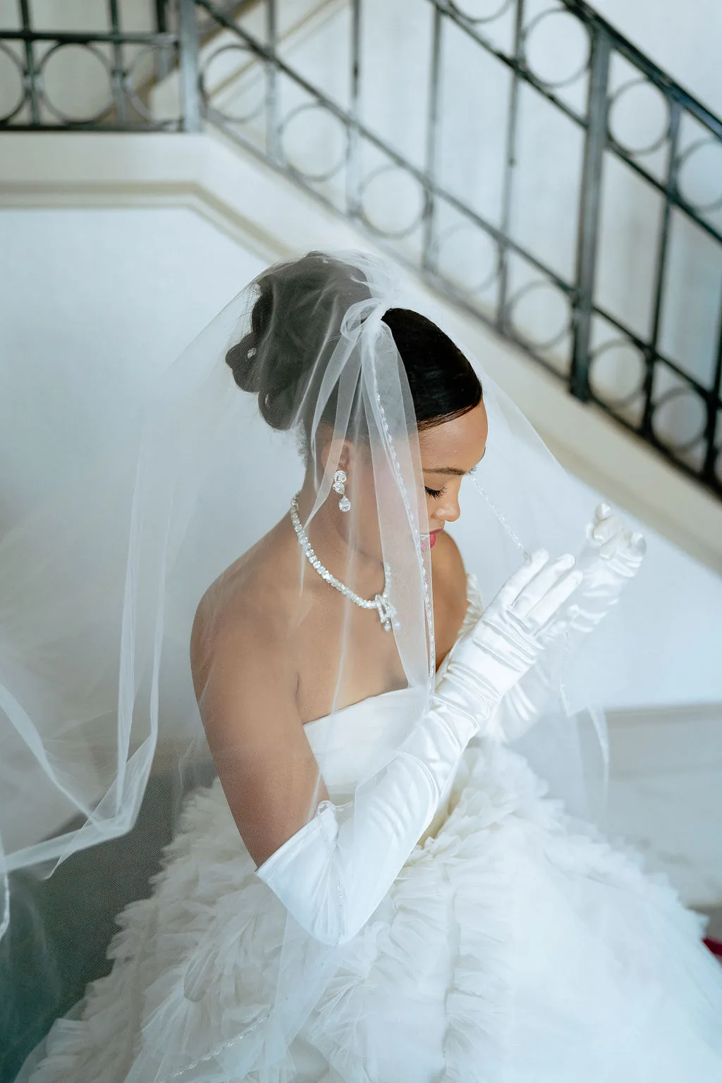 Mother of the Bride & Groom Outfit Guide: Style, Coordination, and Etiquette